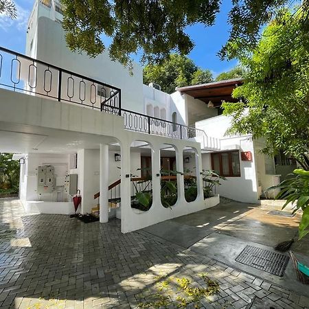 Hanu Reddy Residences - Nawab Habibullah Avenue 钦奈 外观 照片