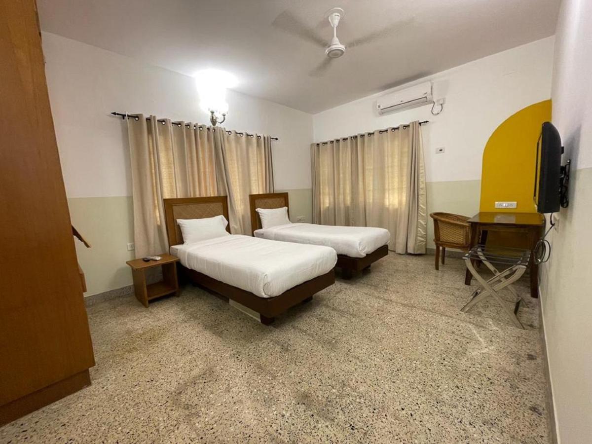 Hanu Reddy Residences - Nawab Habibullah Avenue 钦奈 外观 照片