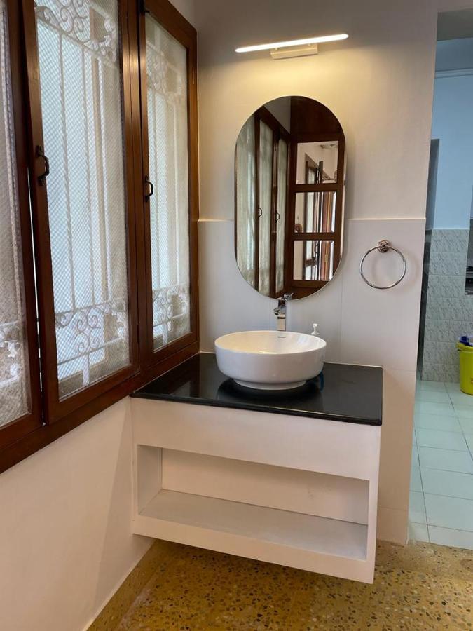 Hanu Reddy Residences - Nawab Habibullah Avenue 钦奈 外观 照片